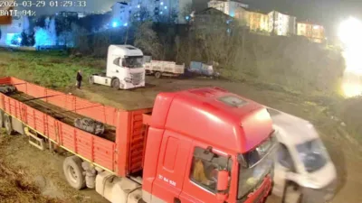 Zonguldak’ın Ereğli ilçesinde çalıştığı firmaya ait tırı arkadaşıyla birlikte çalarak