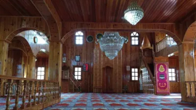 Zonguldak’ta çantı tekniği ile inşa edilen 2 asırlık çivisiz cami,
