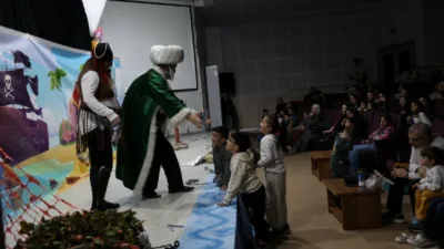 Kartepe Belediyesi tarafından düzenlenen hafta sonu etkinlikleri kapsamında sahnelenen “Nasrettin