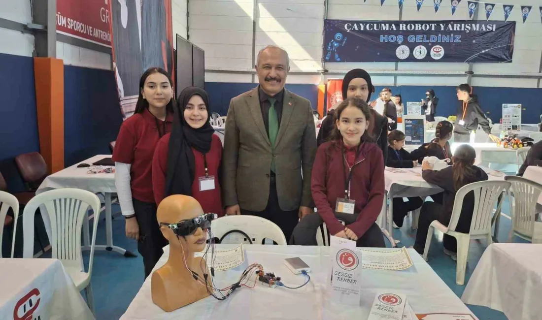 Zonguldak’ın Çaycuma ilçesinde düzenlenen robot yarışmasında Devrek Kız Anadolu İmam