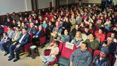 Zonguldak’ın Devrek İlçesinde düzenlenen Telimizden Dilimizden isimli Türk halk müziği