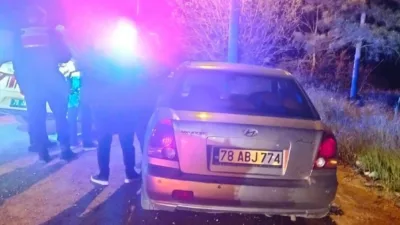 Karabük’te jandarmanın “dur” ihtarına uymayarak kaçan sürücü, yaşanan kovalamacanın ardından