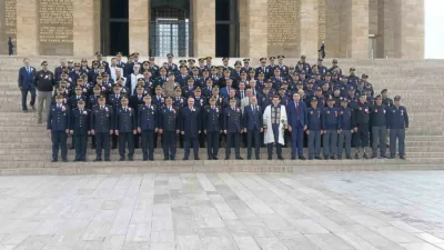 Emniyet Genel Müdürü Mahmut Demirtaş ile beraberindeki heyet, Türk Polis