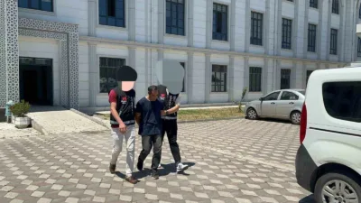 Kocaeli’nin Körfez ilçesinde boşanma aşamasındaki eşi ile bir akrabasını silah