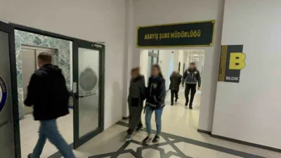 Kocaeli’nin Gebze ilçesinde bir evden 70 bin lira değerinde ziynet