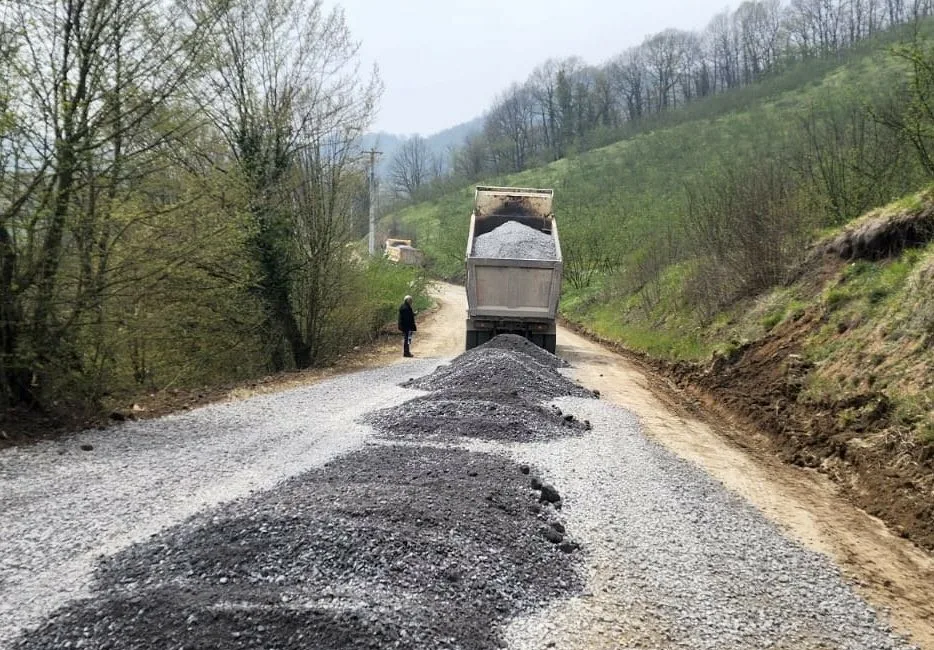 DÜZCE (İHA) – Düzce İl Özel İdaresi tarafından Gümüşova ilçesine