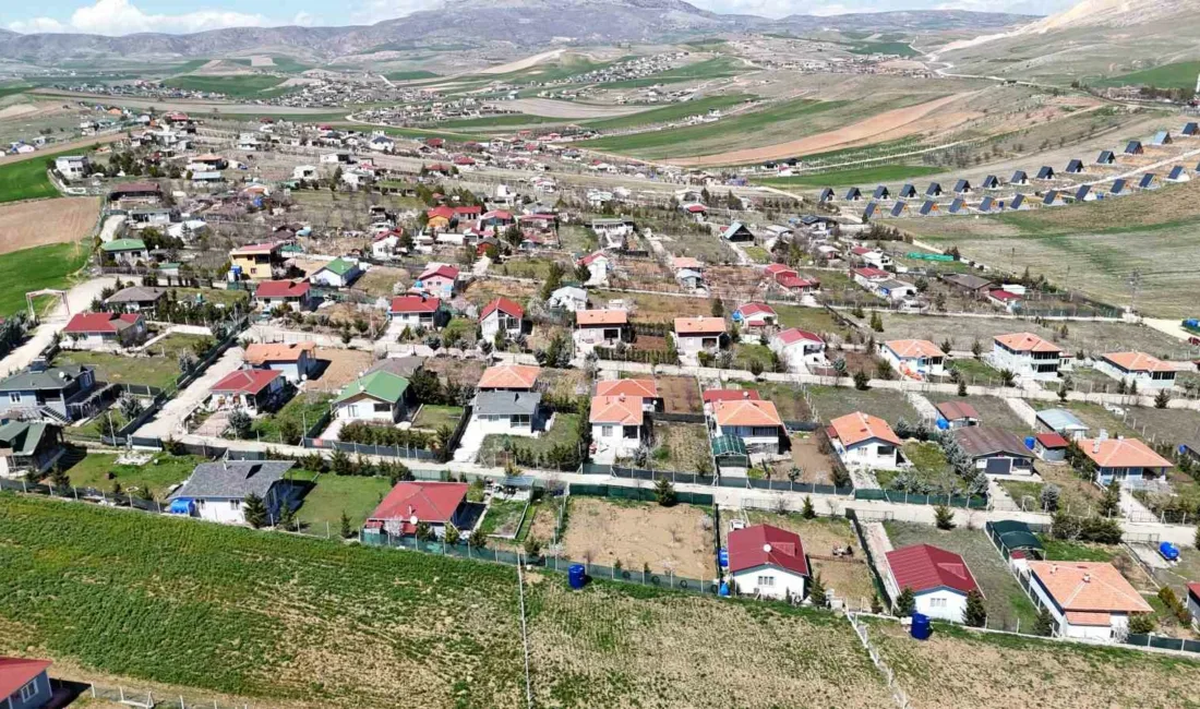 Ankara’da yaşayan hobi bahçesi sahibi Bekir Araç, yeni yönetmelik kapsamında