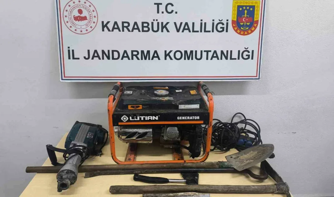 Karabük’te jandarma ekiplerince düzenlenen iki ayrı operasyonda kaçak kazı malzemeleri