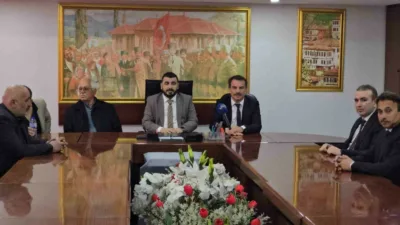 Karabük Ova Dernekler Federasyonu Başkanı Durmuş Eren, yönetim kurulu üyeleri