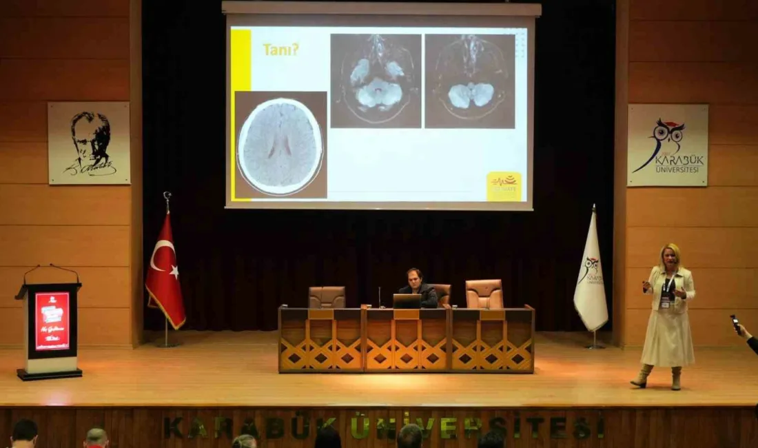 Karabük Üniversitesi’nde (KBÜ) düzenlenen atölyede tıp fakültesi öğrencilerine teorik ve