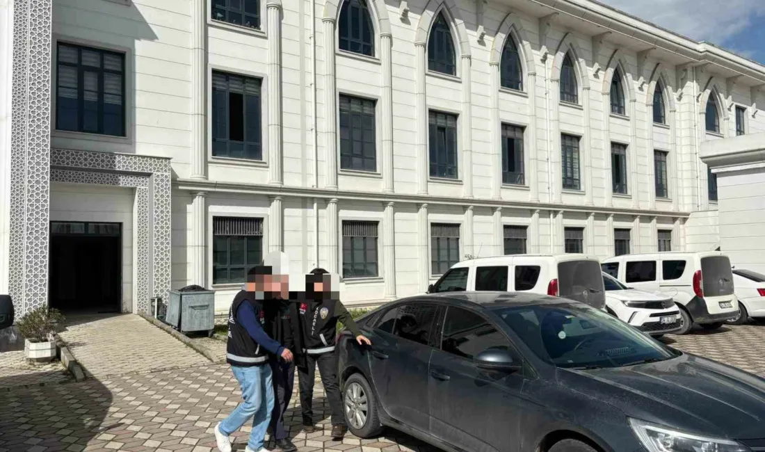 Kocaeli’nin Darıca ilçesinde kardeşini işe gitmek için tırına bindiği sırada