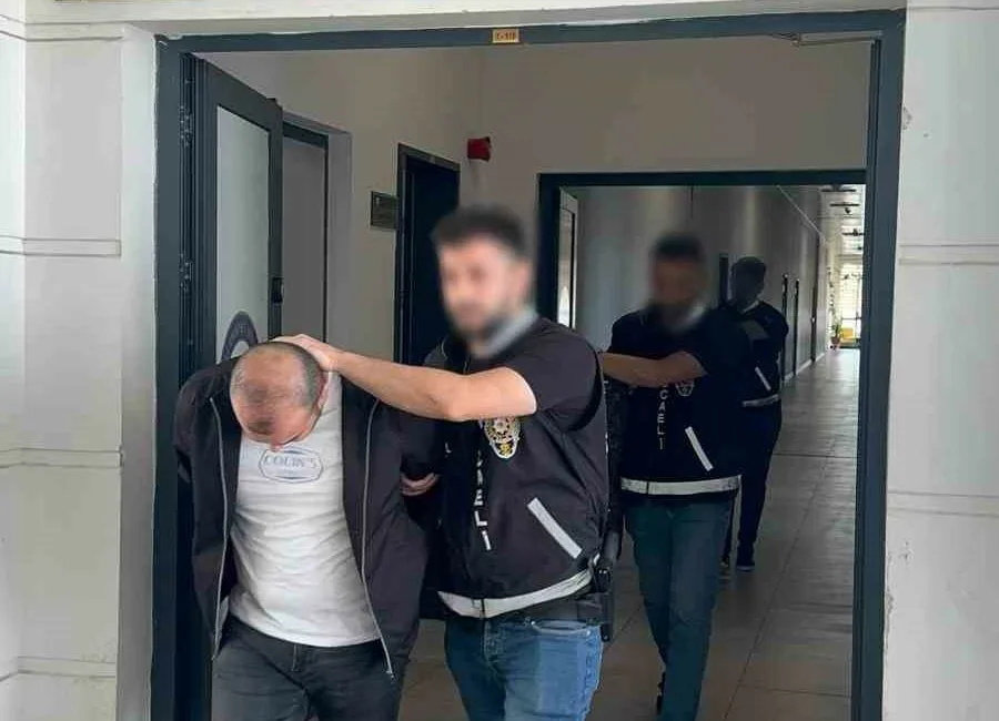 Kocaeli’de vadeli araç alım-satım işiyle faaliyet gösteren işletmenin, vadeli olarak