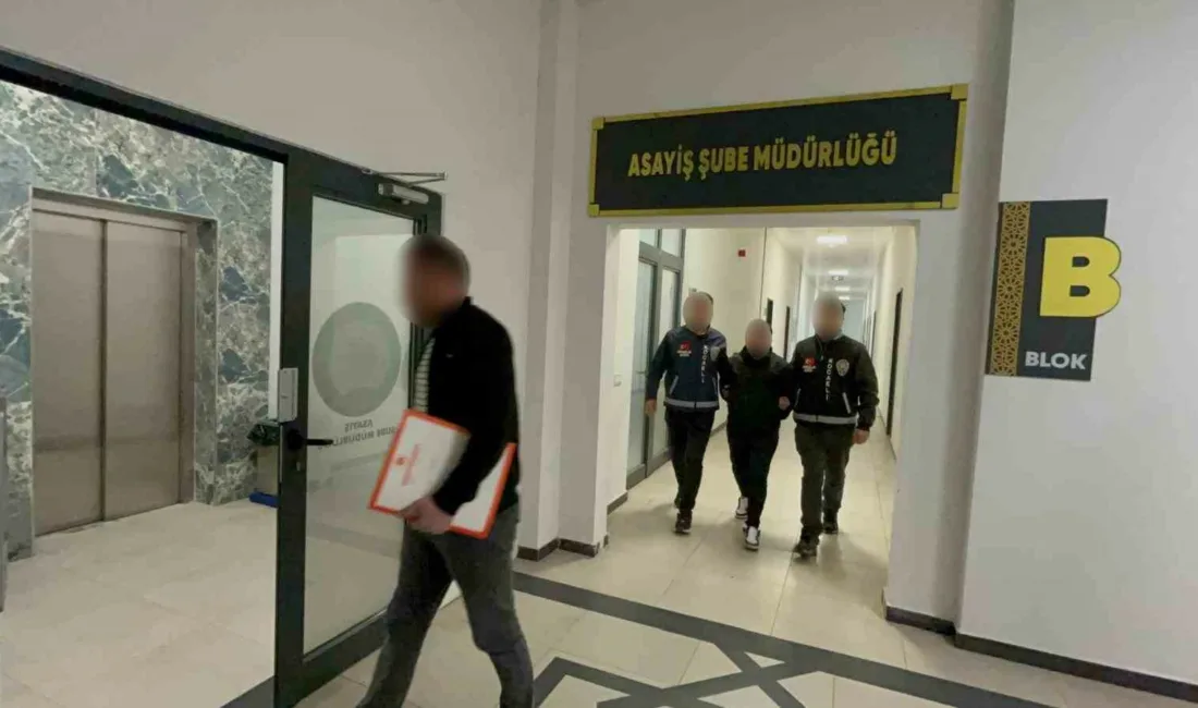 Kocaeli’de iş yerinden hırsızlık yapan şüphelinin, çaldığı pikapla Manisa’ya kaçtığı