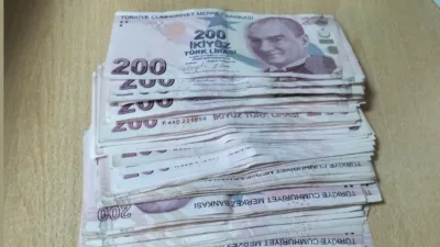 Kocaeli’nin İzmit ilçesinde, iki ayrı kuyumcuda sahte altın bozdurarak dolandırıcılık