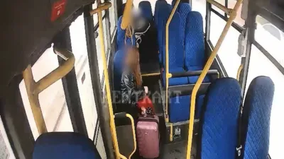 Düzce’de halk otobüsü şoförü bayılan yolcuyu ambulans görevini üstlenip hastaneye