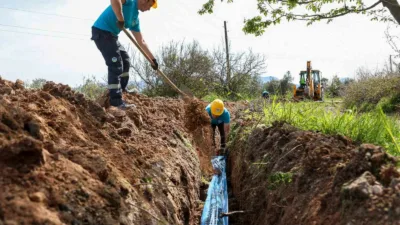 Pamukova’da başlatılan yeni kaynak çalışmasıyla 115 metre derinlikten çıkarılan içme