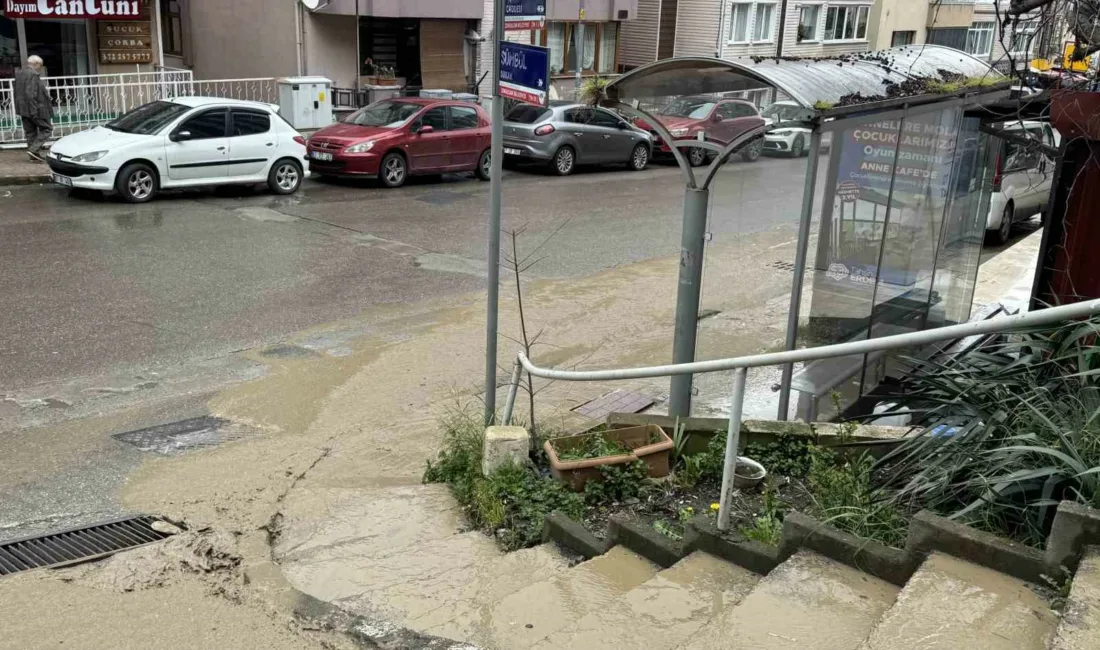 Zonguldak’ta patlayan su borusu nedeniyle tonlarca su boşa aktı. Zonguldak