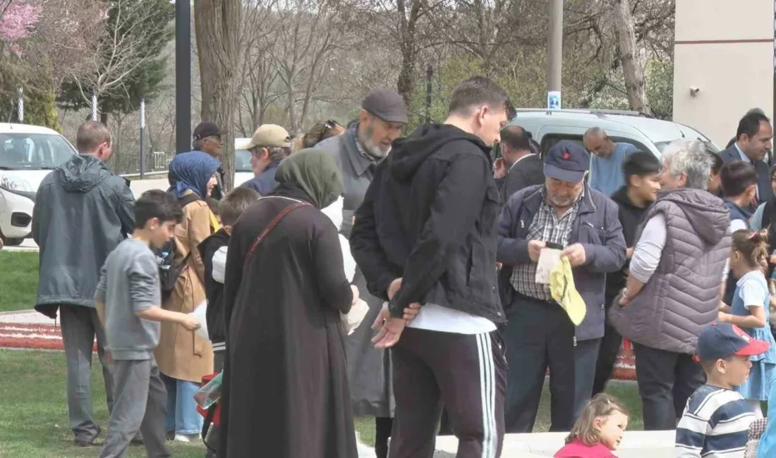 Pursaklar Belediye Başkanı Ertuğrul Çetin, yenilenen Turgut Özal parkının açılış