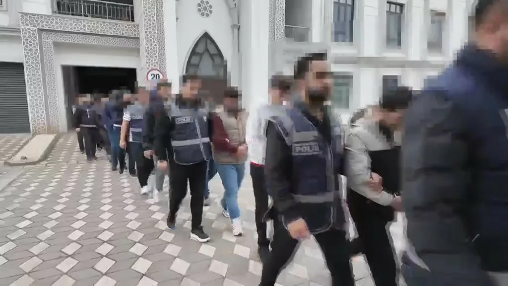 Kocaeli merkezli 9 ilde düzenlenen operasyonda, kripto yatırım vaadiyle indirtilen