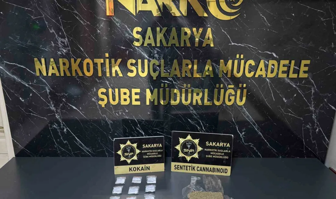 Sakarya’nın Serdivan ilçesinde satışa hazır halde kokain ve sentetik uyuşturucu