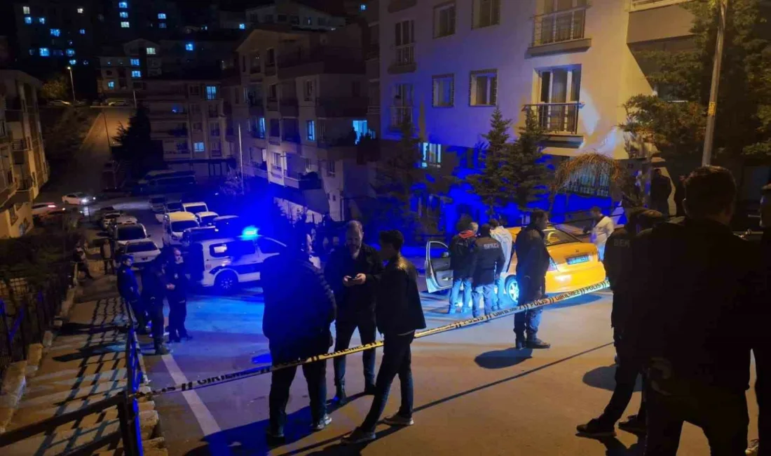 Ankara’nın Mamak ilçesinde ticari takside çıkan tartışmada bir kişi arkadaşını
