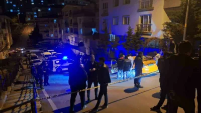Ankara’nın Mamak ilçesinde ticari takside çıkan tartışmada bir kişi arkadaşını