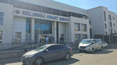 Zonguldak’ın Ereğli ilçesinde uyuşturucu ticareti suçlamasıyla gözaltına alınan S.K., çıkarıldığı