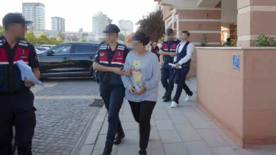 İstanbul’dan Kastamonu’ya uyuşturucu sevkiyatı yapan kadın ile diğer sanığın yargılanmasına