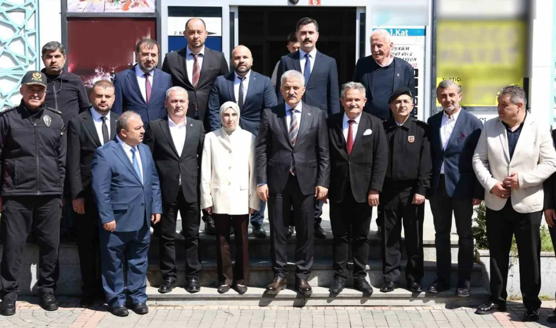 Düzce Valisi Mehmet Makas, il protokolü ile birlikte Cumayeri ilçesine
