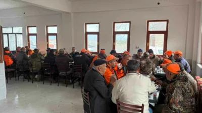Ankara’nın Beypazarı ilçesinde ekili alanlara zarar veren yaban domuzlarına karşı