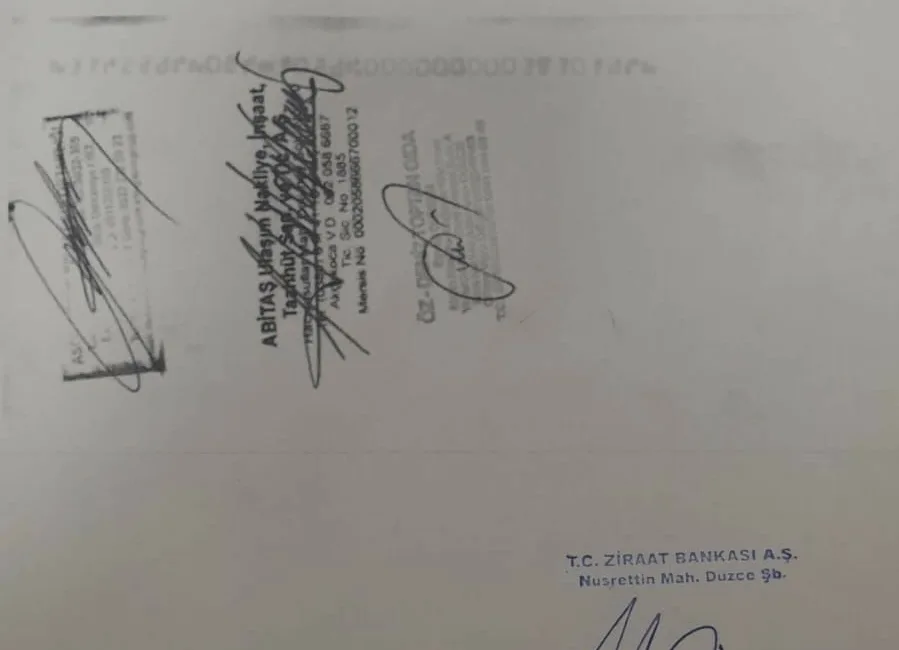 Düzce’nin Akçakoca ilçesinde yürütülen irtikap soruşturması kapsamında, inşaat sahiplerinden iskan