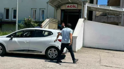 Zonguldak’ın Alaplı ilçesinde kurban keserken yaralanan 8 kişi, soluğu hastanelerde