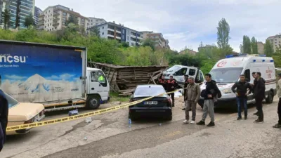 Ankara’da kontrolden çıkan kamyonun altında kalarak hayatını kaybeden iki belediye