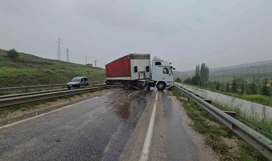 Ankara’nın Haymana ilçesinde kontrolden çıkarak karşı şeride geçen tır ile