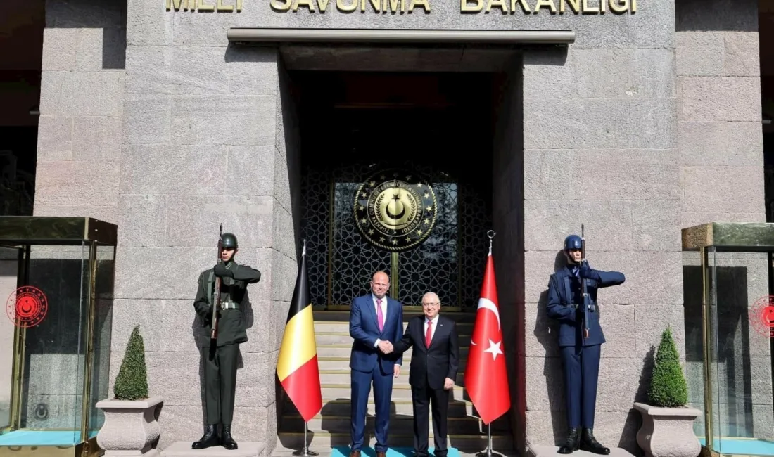 Milli Savunma Bakanı Yaşar Güler, Belçika Krallığı Savunma ve Dış
