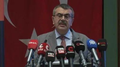 Milli Eğitim Bakanı Yusuf Tekin teknolojinin sürekli olarak gelişmesi hakkında,