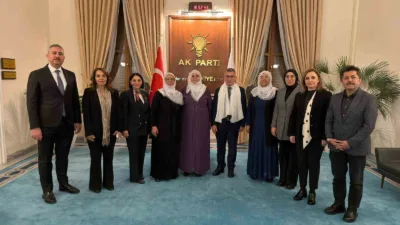 “Barış Anneleri” ve DEM Partili milletvekillerinden oluşan heyet, TBMM AK