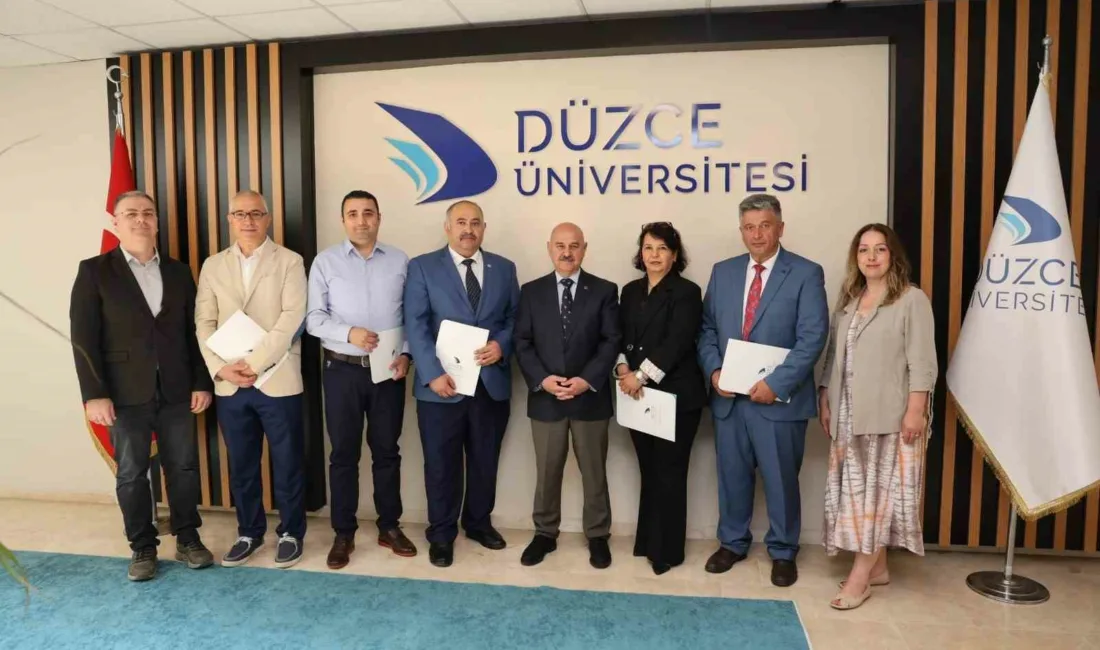 Düzce Üniversitesi idari personelinin performanslarının değerlendirilmesi ve ödül yönergesi kapsamında