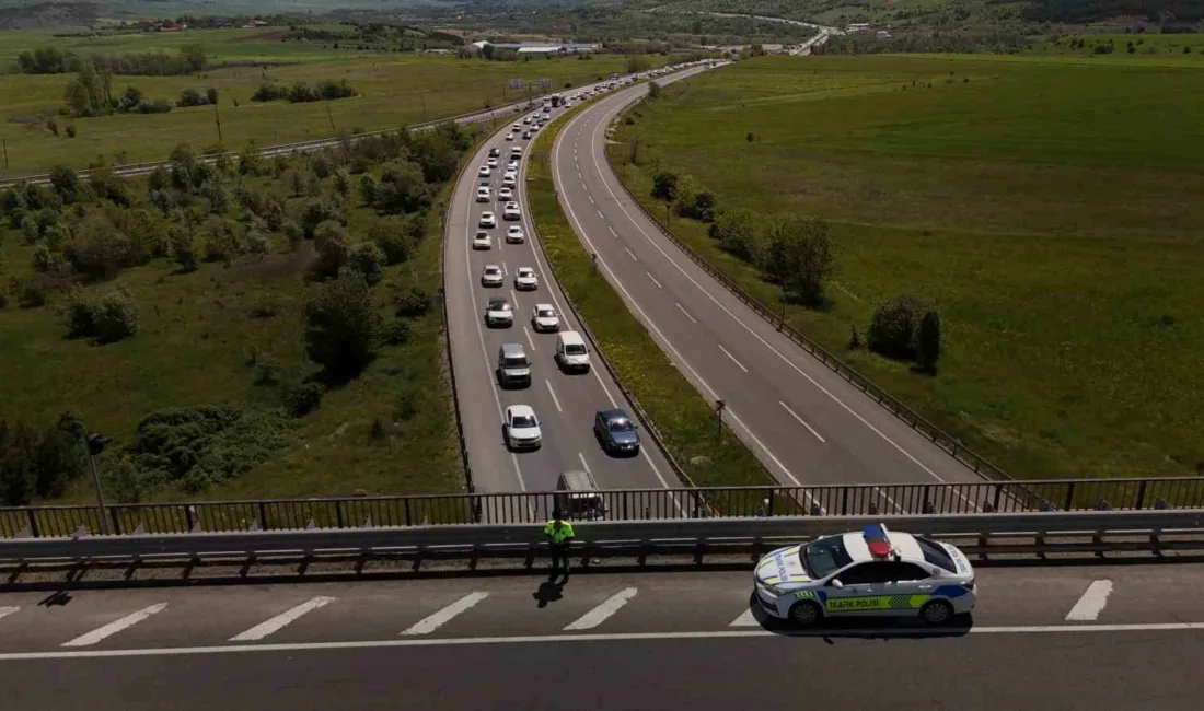 Kurban Bayramı tatilinin son gününde, İstanbul’u Karadeniz’e bağlayan ve 21