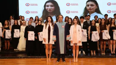 Zonguldak Bülent Ecevit Üniversitesinde (BEUN) düzenlenen “2025-2026 Akademik Yılı Eczacılık