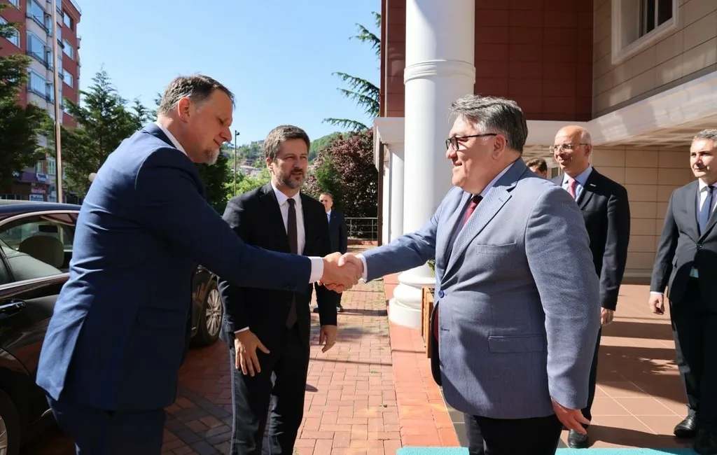 Zonguldak Bülent Ecevit Üniversitesi (BEUN), Türkiye ile Macaristan arasındaki köklü