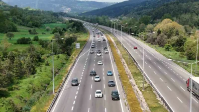 Kurban Bayramı tatilinin ilk gününde memleketlerine veya tatil beldelerine gitmek