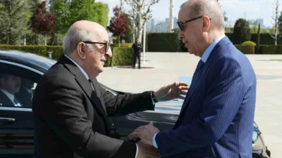 Cumhurbaşkanı Recep Tayyip Erdoğan, Cezayir Cumhurbaşkanı Abdülmecid Tebbun’u törenle karşıladı.