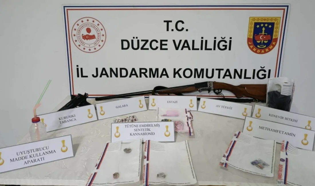 Düzce’de jandarma ekipleri tarafından yapılan operasyonda kenevir bitkisi, 5 gram
