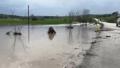 Karabük’ün Eskipazar ilçesinde etkili olan dolu ve sağanak yağış hayatı