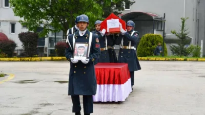 Bolu’da geçtiğimiz günlerde geçirdiği kalp krizi sonucu 27 yaşında hayatını