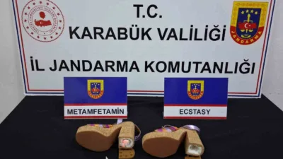 Karabük’te jandarma ekiplerince düzenlenen operasyonda, uyuşturucu maddelerin kadın ayakkabısının topuk