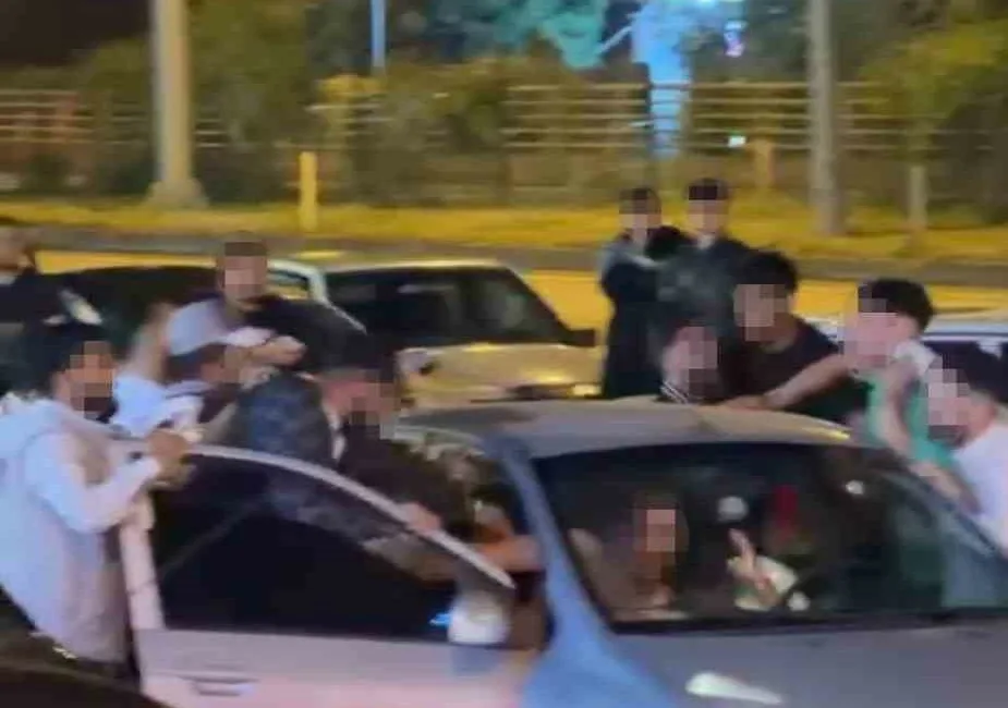 Karabük’te bir grup tarafından araçta bulunan 2 kişinin darbedildiği kavga