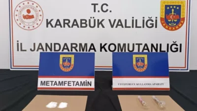 Karabük’te jandarma ekiplerince düzenlenen operasyonlarda uyuşturucu madde ile bandrolsüz tütün