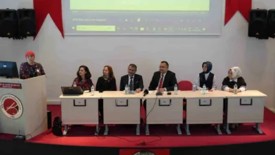 Kastamonu Üniversitesi’nde düzenlenen panelde, kooperatifleşme ve tarımda kadınların önemi ele